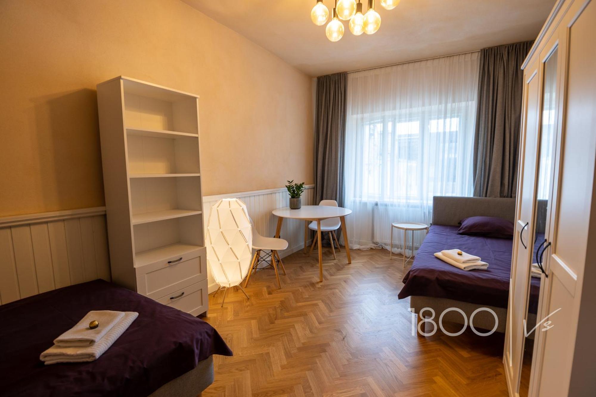 טרטו 1800 By Vince Stay - Private Rooms In Town Hall Square מראה חיצוני תמונה
